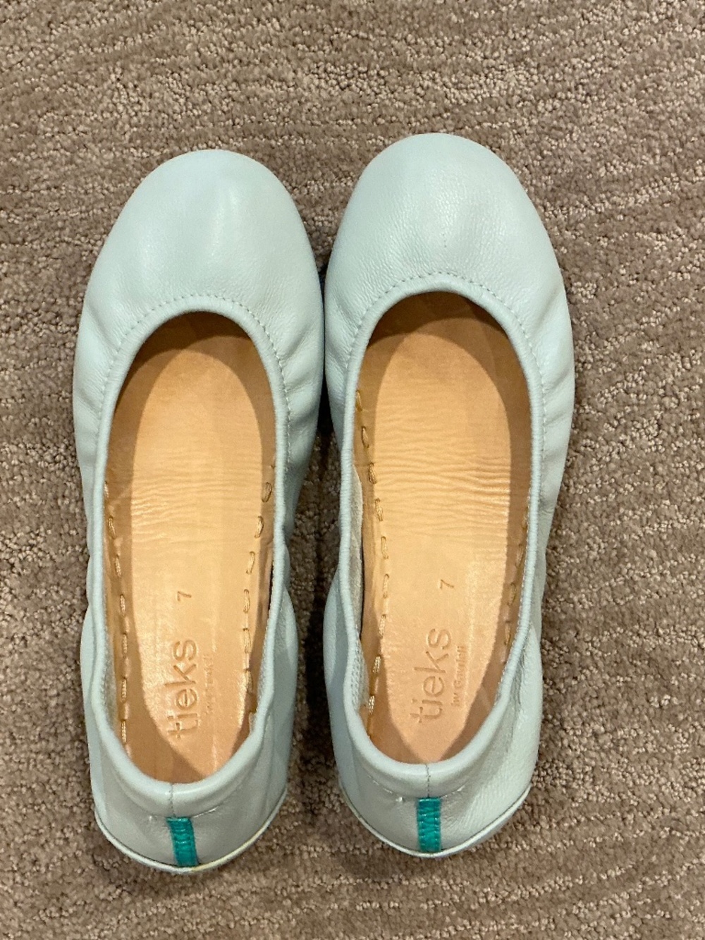 Cool Gray Tieks size 7